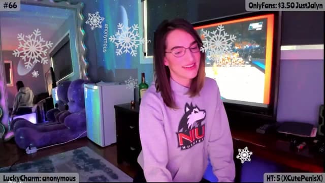 Gallery image thumbnail from Jalyn's myfreecams stream on, 03/30/2025, 21:19 image 5 of 20