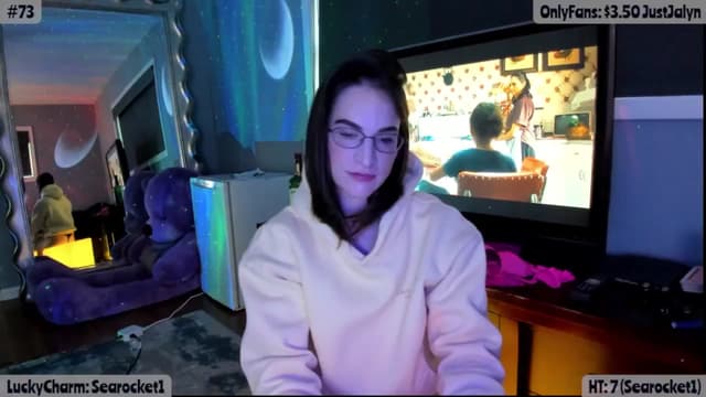 Gallery image thumbnail from Jalyn's myfreecams stream on, 04/01/2025, 24:00 image 9 of 20