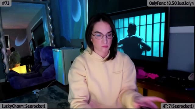 Gallery image thumbnail from Jalyn's myfreecams stream on, 04/01/2025, 24:00 image 15 of 20