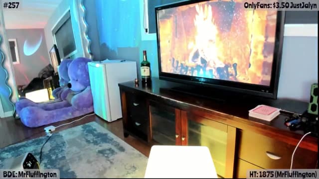 Gallery image thumbnail from Jalyn's myfreecams stream on, 04/01/2025, 23:52 image 8 of 20
