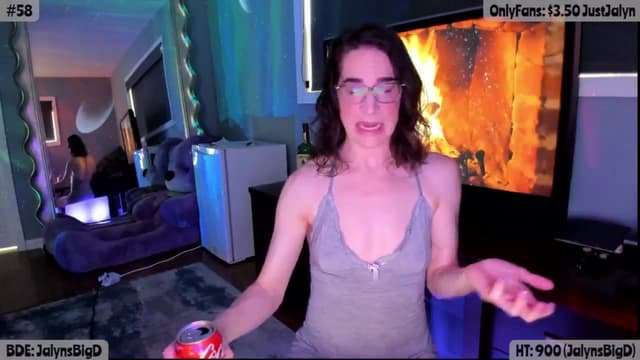 Gallery image thumbnail from Jalyn's myfreecams stream on, 04/03/2025, 22:14 image 3 of 20