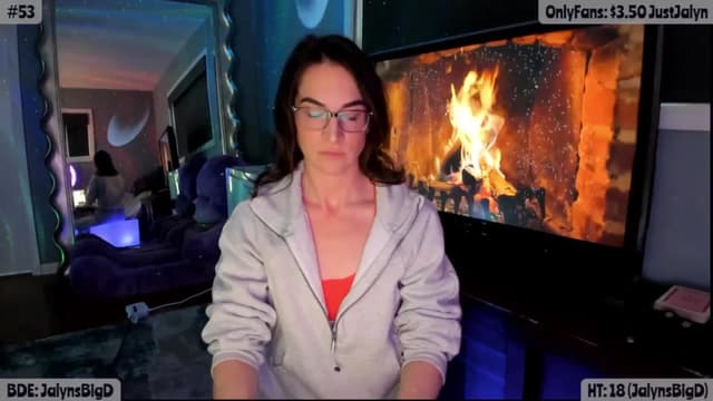 Gallery image thumbnail from Jalyn's myfreecams stream on, 04/11/2025, 24:02 image 16 of 20