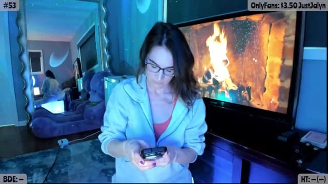 Gallery image thumbnail from Jalyn's myfreecams stream on, 04/11/2025, 24:02 image 6 of 20