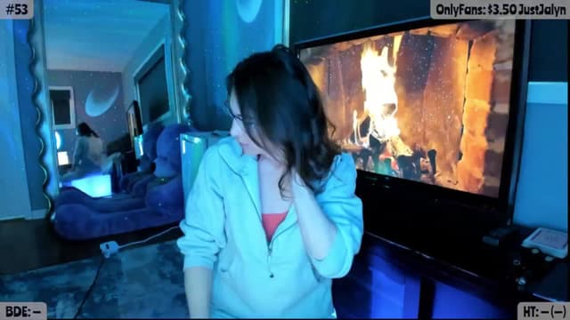 Gallery image thumbnail from Jalyn's myfreecams stream on, 04/11/2025, 24:02 image 10 of 20