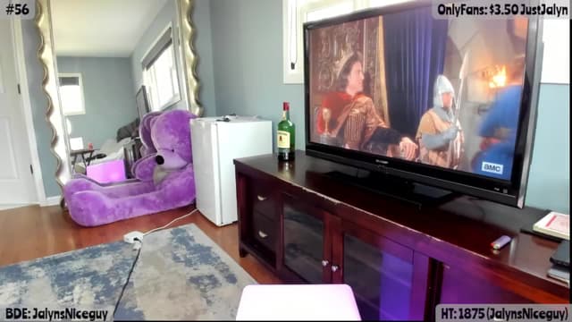 Gallery image thumbnail from Jalyn's myfreecams stream on, 04/12/2025, 23:01 image 15 of 20