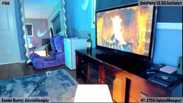 Gallery image thumbnail from Jalyn's myfreecams stream on, 04/15/2025, 24:01 image 19 of 20