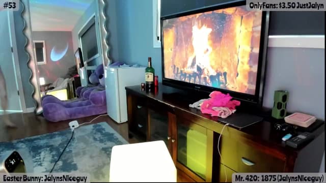 Gallery image thumbnail from Jalyn's myfreecams stream on, 04/20/2025, 19:13 image 8 of 20