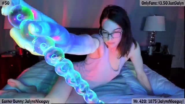 Gallery image thumbnail from Jalyn's myfreecams stream on, 04/21/2025, 02:15 image 5 of 20