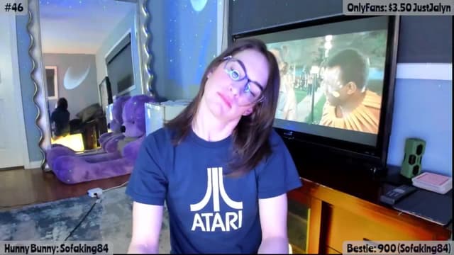 Gallery image thumbnail from Jalyn's myfreecams stream on, 04/29/2025, 01:55 image 17 of 20