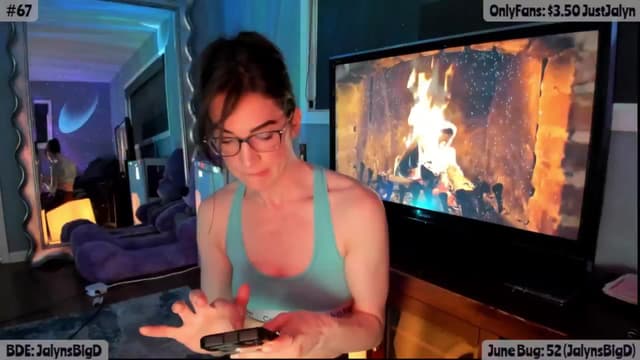 Gallery image thumbnail from Jalyn's myfreecams stream on, 06/14/2025, 01:45 image 3 of 20