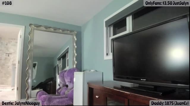 Gallery image thumbnail from Jalyn's myfreecams stream on, 08/06/2025, 03:54 image 19 of 20