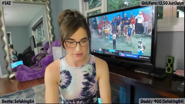 Gallery image thumbnail from Jalyn's myfreecams stream on, 08/22/2025, 01:07 image 5 of 20