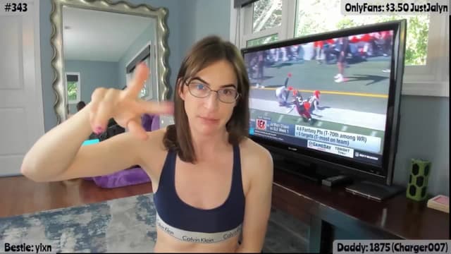 Gallery image thumbnail from Jalyn's myfreecams stream on, 09/09/2025, 01:16 image 6 of 20