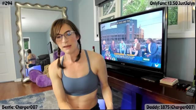Gallery image thumbnail from Jalyn's myfreecams stream on, 09/12/2025, 24:04 image 11 of 20