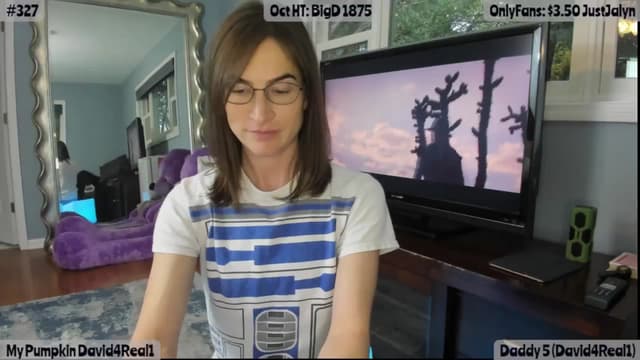 Gallery image thumbnail from Jalyn's myfreecams stream on, 10/06/2025, 22:58 image 13 of 20