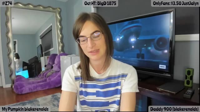 Gallery image thumbnail from Jalyn's myfreecams stream on, 10/07/2025, 24:03 image 11 of 20