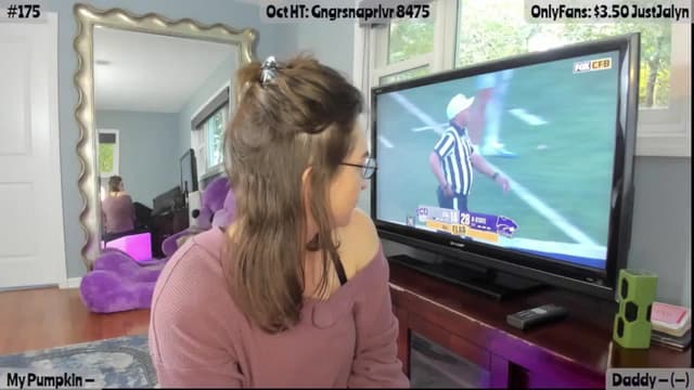 Gallery image thumbnail from Jalyn's myfreecams stream on, 10/11/2025, 23:07 image 3 of 20
