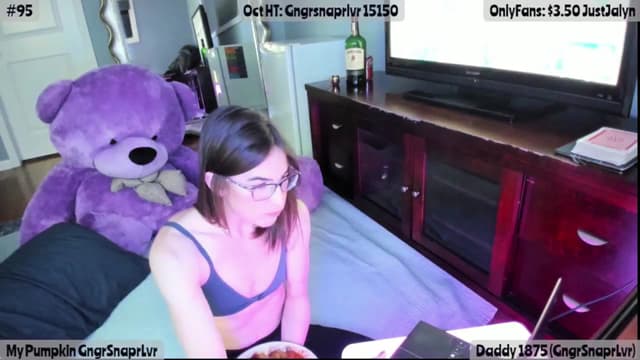 Gallery image thumbnail from Jalyn's myfreecams stream on, 10/25/2025, 01:49 image 16 of 20
