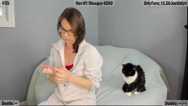 Gallery image thumbnail from Jalyn's myfreecams stream on, 11/20/2025, 23:32 image 1 of 20