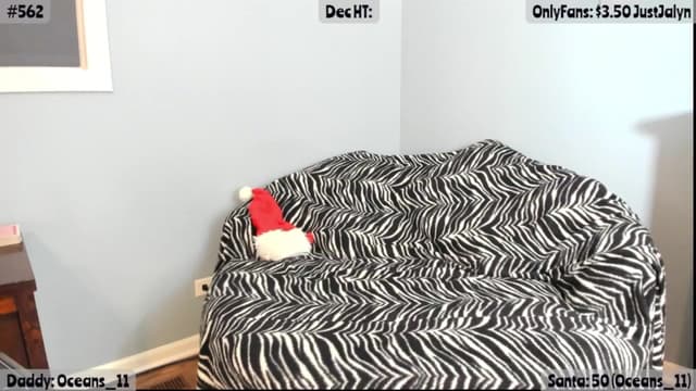 Gallery image thumbnail from Jalyn's myfreecams stream on, 12/05/2025, 01:31 image 5 of 20