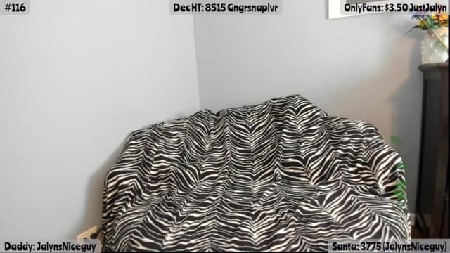 Gallery image thumbnail from Jalyn's myfreecams stream on, 12/12/2025, 04:15 image 10 of 20