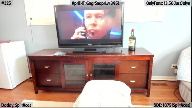 Gallery image thumbnail from Jalyn's myfreecams stream on, 04/06/2026, 20:59 image 15 of 20