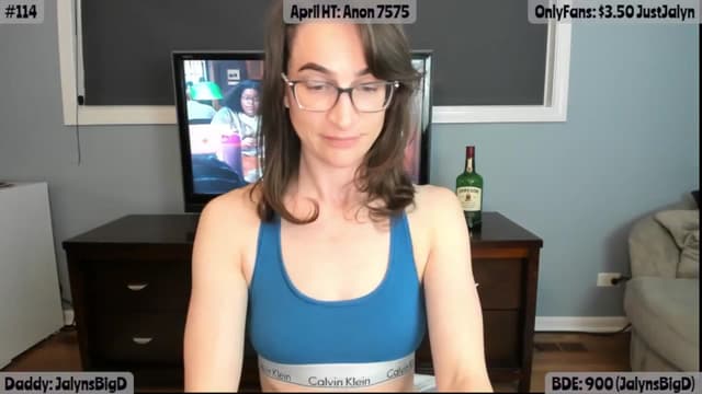 Gallery image thumbnail from Jalyn's myfreecams stream on, 04/23/2026, 01:00 image 18 of 20
