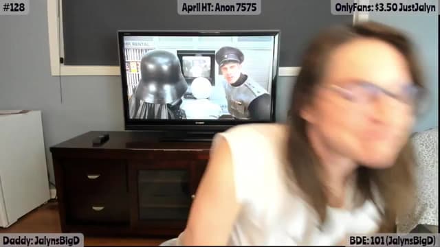 Gallery image thumbnail from Jalyn's myfreecams stream on, 04/28/2026, 01:12 image 3 of 20