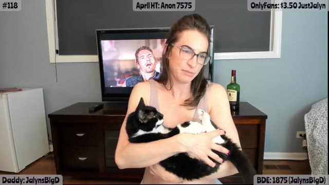 Gallery image thumbnail from Jalyn's myfreecams stream on, 05/01/2026, 01:24 image 12 of 20