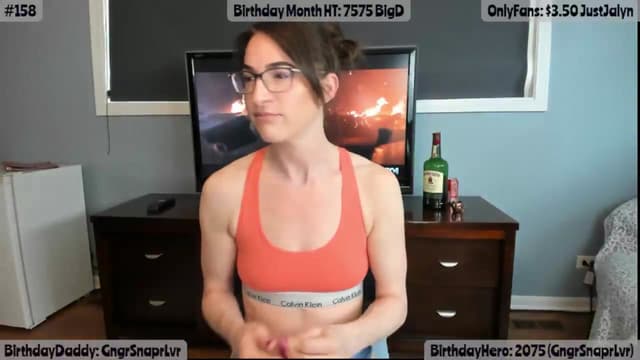 Gallery image thumbnail from Jalyn's myfreecams stream on, 05/05/2026, 01:35 image 3 of 20