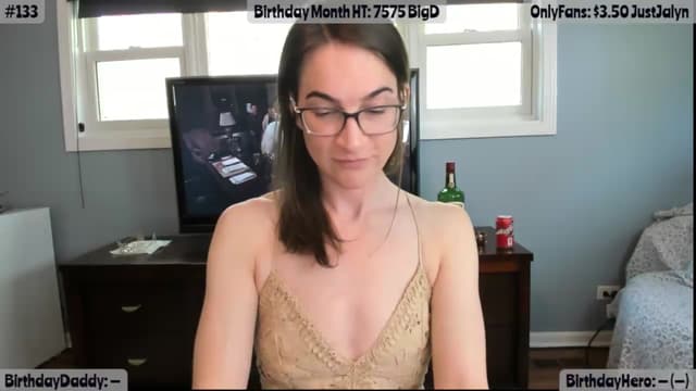 Gallery image thumbnail from Jalyn's myfreecams stream on, 05/09/2026, 23:15 image 6 of 20
