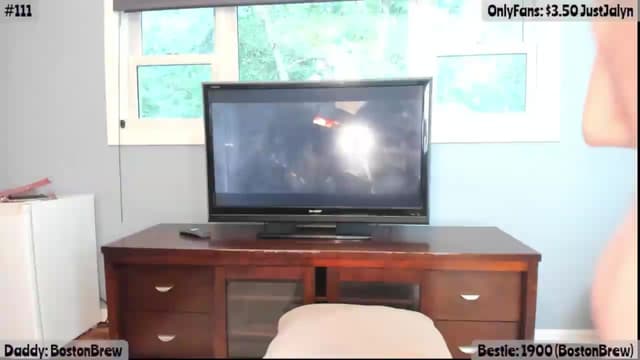Gallery image thumbnail from Jalyn's myfreecams stream on, 06/16/2026, 24:31 image 18 of 20