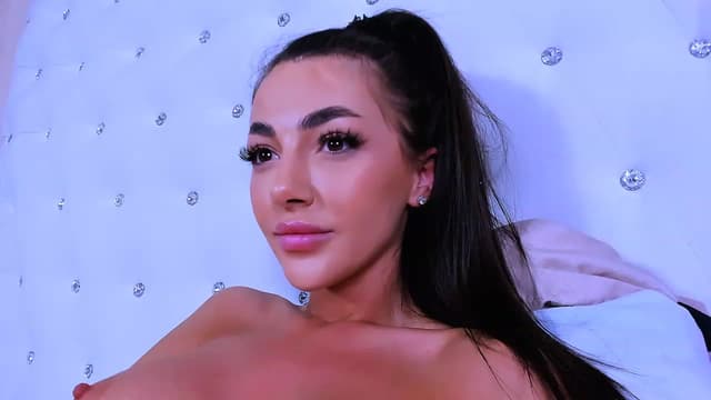 Gallery image thumbnail from Joyxs's myfreecams stream on, 05/14/2023, 01:28 image 20 of 20