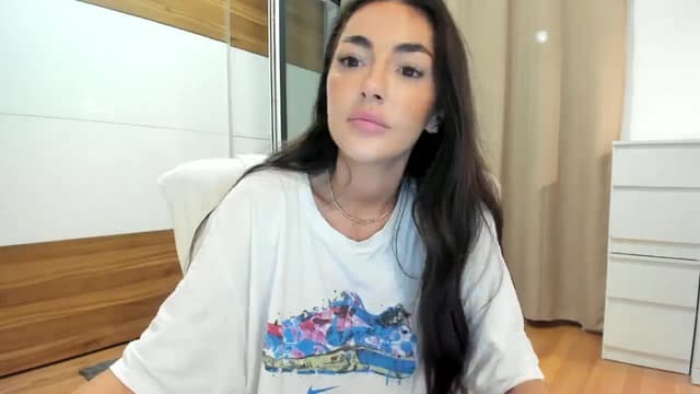 Gallery image thumbnail from Joyxs's myfreecams stream on, 06/11/2024, 24:30 image 6 of 20