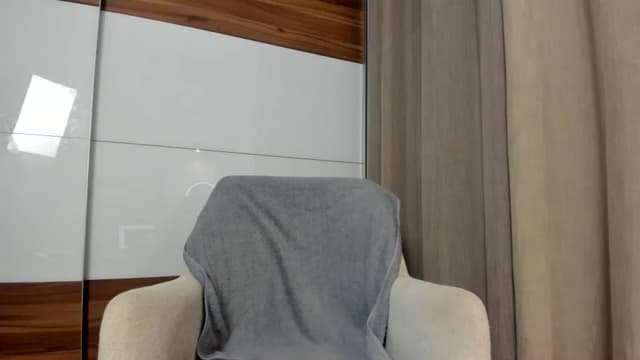 Gallery image thumbnail from Joyxs's myfreecams stream on, 06/19/2025, 01:04 image 10 of 20
