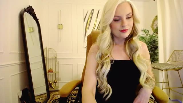 Gallery image thumbnail from K3lly's myfreecams stream on, 08/21/2025, 19:53 image 2 of 20