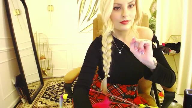 Gallery image thumbnail from K3lly's myfreecams stream on, 08/29/2025, 22:28 image 11 of 20