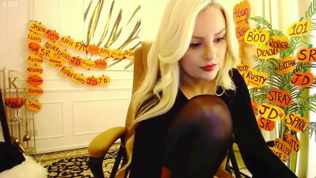 Gallery image thumbnail from K3lly's myfreecams stream on, 10/24/2025, 23:16 image 10 of 20