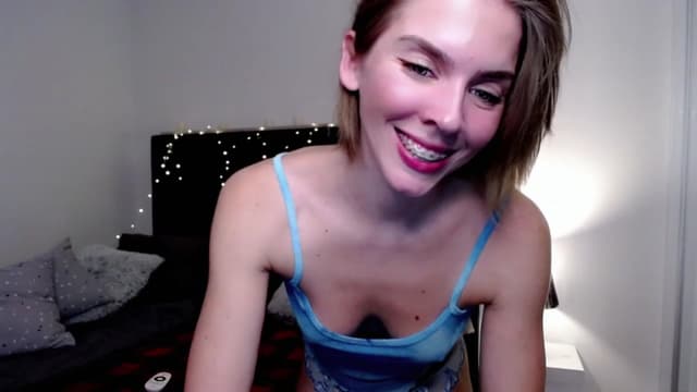 Gallery image thumbnail from K_I_A's myfreecams stream on, 02/03/2023, 19:58 image 7 of 20