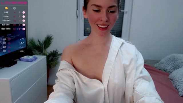Gallery image thumbnail from K_I_A's myfreecams stream on, 03/26/2023, 19:27 image 4 of 20