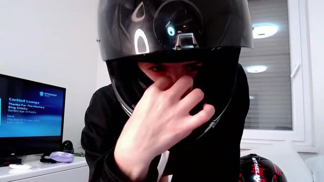 Gallery image thumbnail from K_I_A's myfreecams stream on, 04/14/2023, 21:48 image 20 of 20