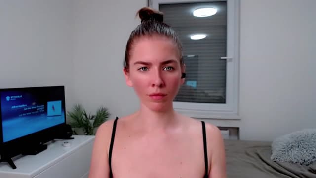 Gallery image thumbnail from K_I_A's myfreecams stream on, 05/03/2023, 18:30 image 9 of 20