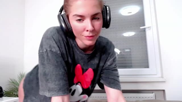 Gallery image thumbnail from K_I_A's myfreecams stream on, 06/03/2023, 19:06 image 5 of 20