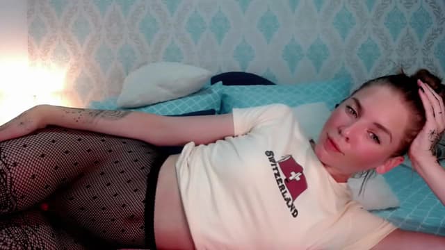 Gallery image thumbnail from K_I_A's myfreecams stream on, 06/25/2023, 19:52 image 10 of 20