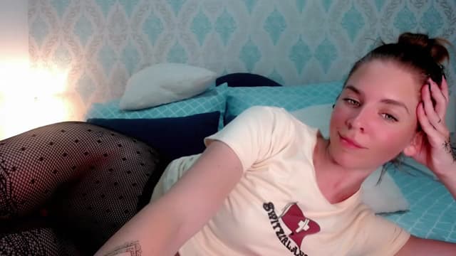Gallery image thumbnail from K_I_A's myfreecams stream on, 06/25/2023, 19:52 image 11 of 20
