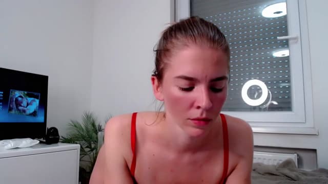 Gallery image thumbnail from K_I_A's myfreecams stream on, 06/28/2023, 18:35 image 10 of 20