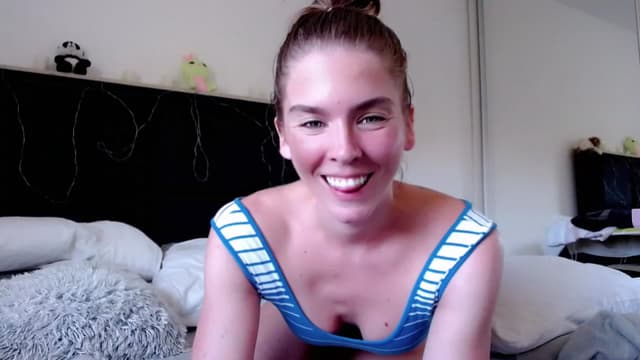 Gallery image thumbnail from K_I_A's myfreecams stream on, 07/09/2023, 15:17 image 12 of 20