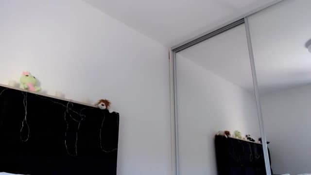 Gallery image thumbnail from K_I_A's myfreecams stream on, 07/15/2023, 09:57 image 7 of 20