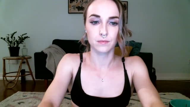 Gallery image thumbnail from K_O_A's myfreecams stream on, 11/21/2022, 08:16 image 20 of 20