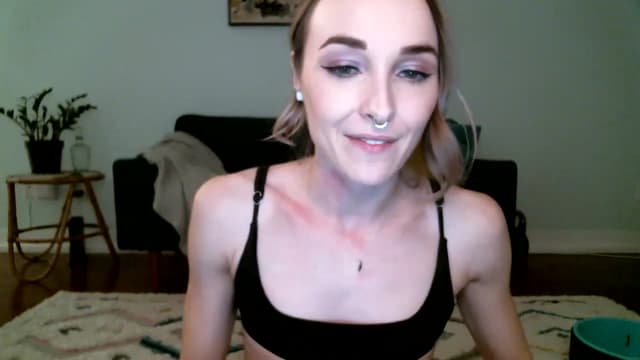 Gallery image thumbnail from K_O_A's myfreecams stream on, 11/21/2022, 08:16 image 5 of 20